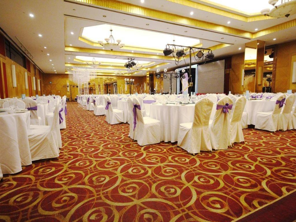 Dalian Grand Continent International Hotel Extérieur photo
