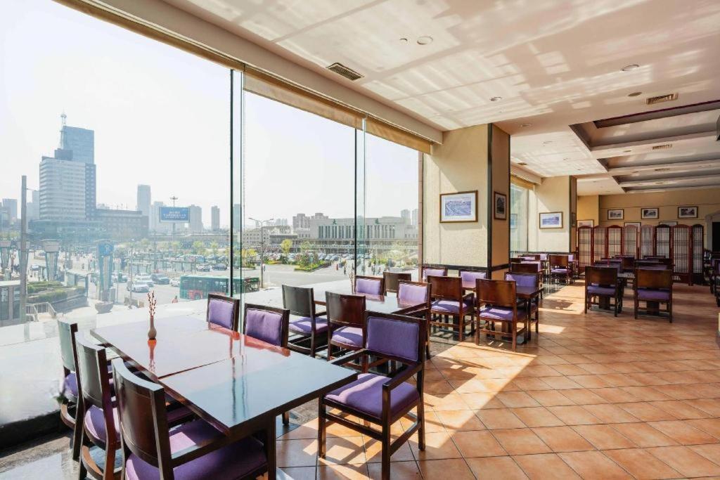Dalian Grand Continent International Hotel Extérieur photo